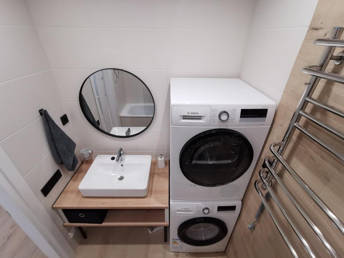 Soborna Apartment Rivne Buitenkant foto