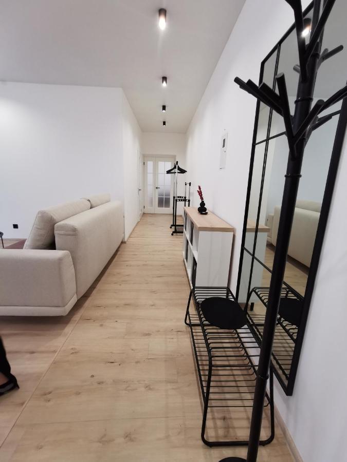 Soborna Apartment Rivne Buitenkant foto