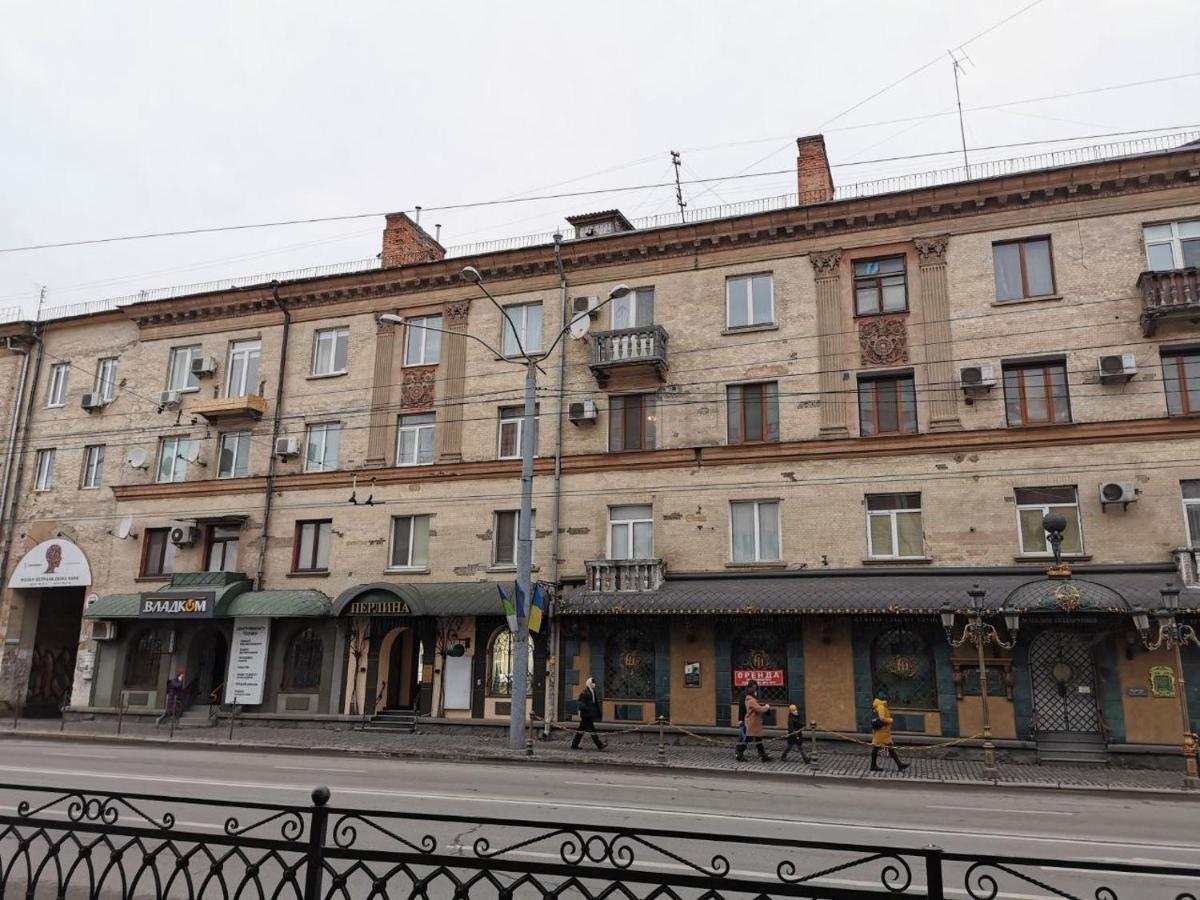 Soborna Apartment Rivne Buitenkant foto