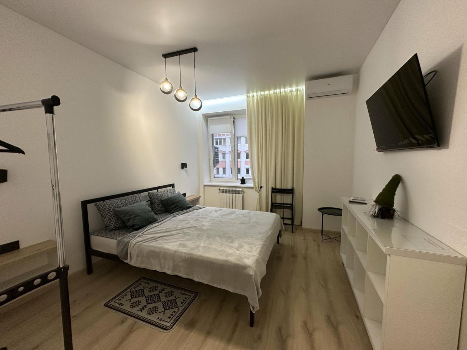 Soborna Apartment Rivne Buitenkant foto