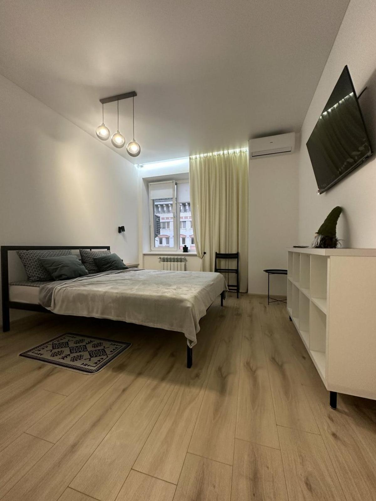 Soborna Apartment Rivne Buitenkant foto