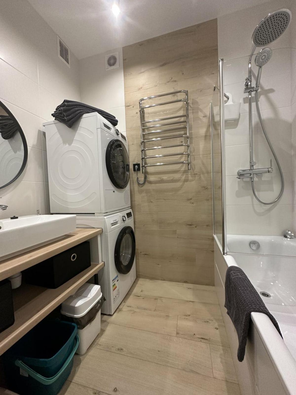 Soborna Apartment Rivne Buitenkant foto
