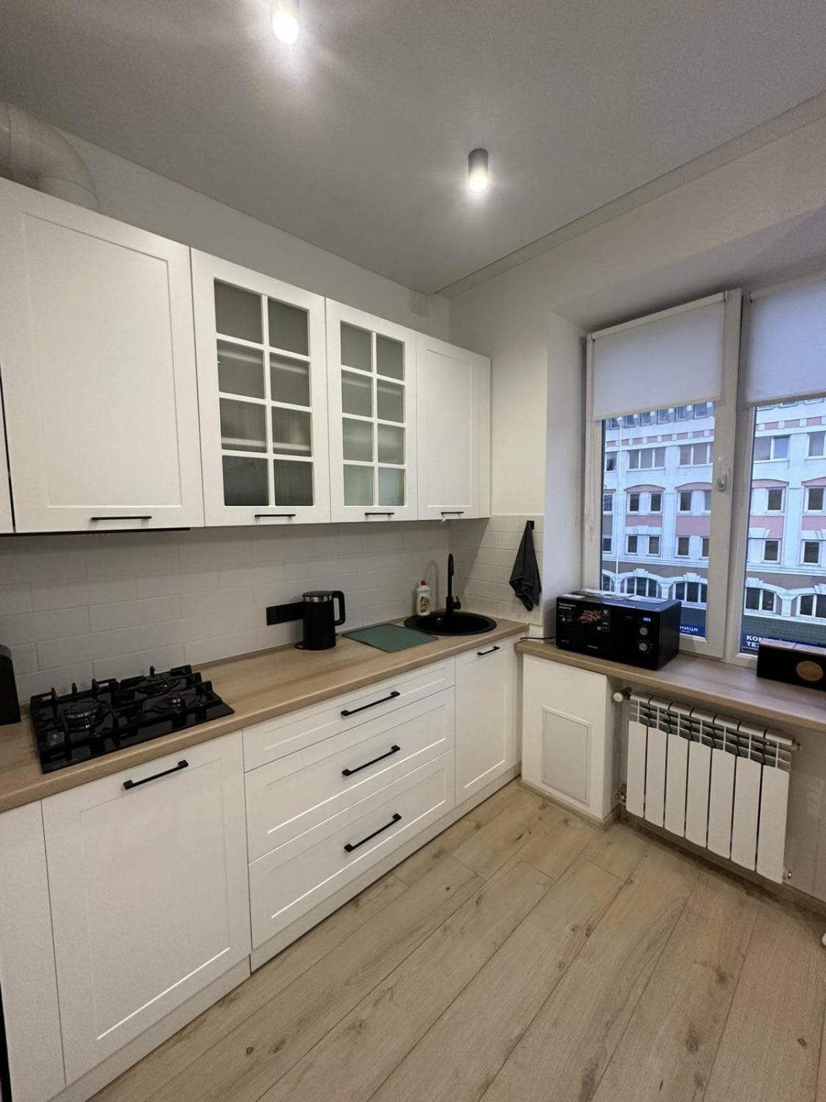 Soborna Apartment Rivne Buitenkant foto